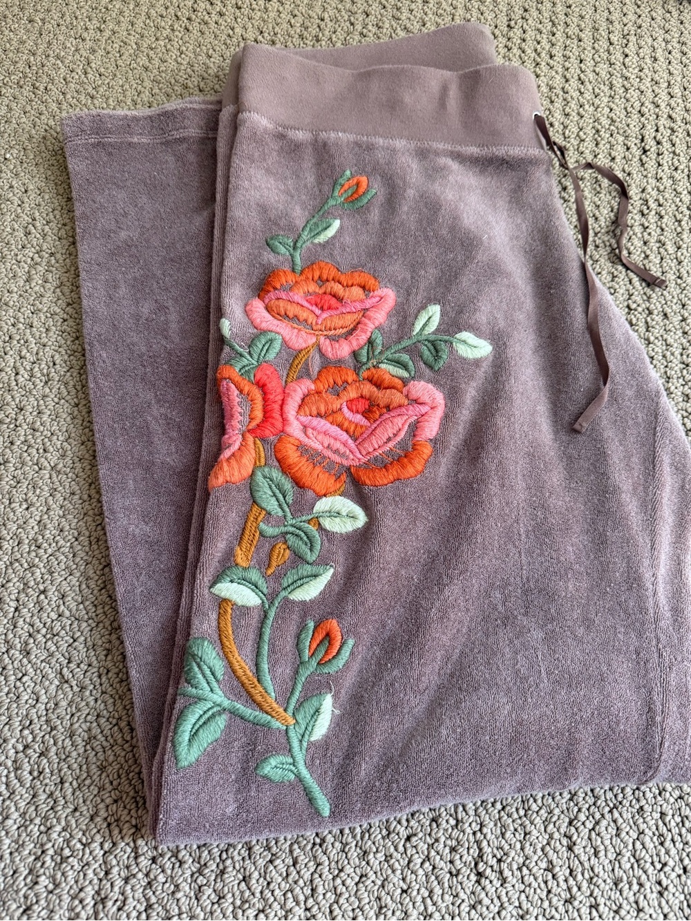 Embroidered vintage juicy couture pants medium Y2K